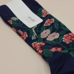 andè strømper - Mørkeblå med blomster