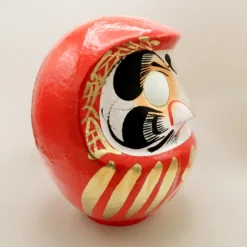 Daruma figur stor