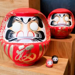 Daruma figur stor
