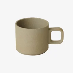 Hasami Porcelain - Kopper med hank // Natur brun