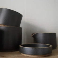 Hasami Porcelain - Tallerken // Mat sort // HPB001