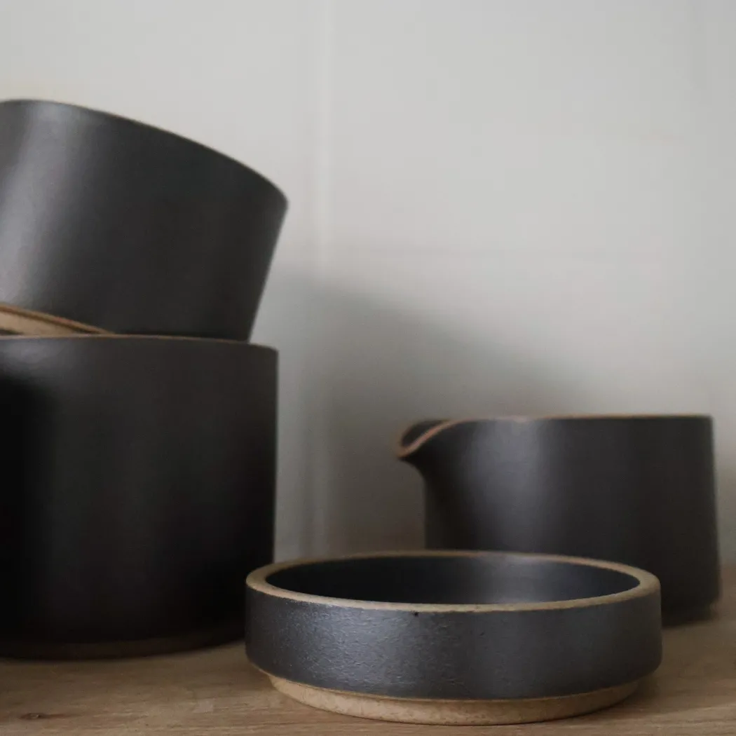 Hasami Porcelain - Tallerken // Mat sort // HPB001