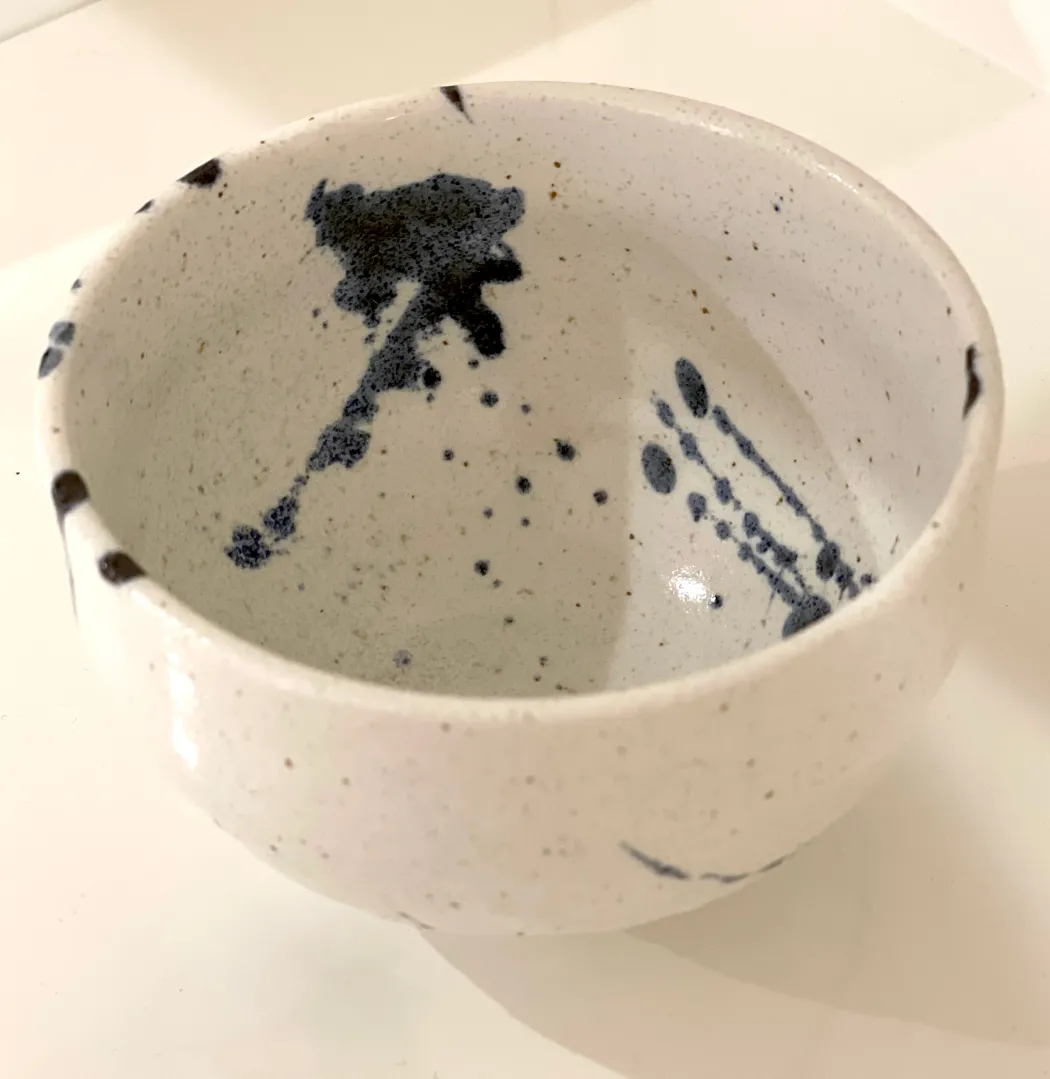 Japansk kop med blåt splash mønster