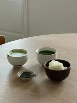 Japansk kop med hvid glasur - Mat
