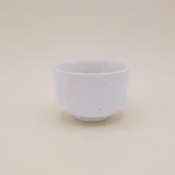 Japansk kop med hvid glasur - Mat
