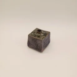 KAKU Vase