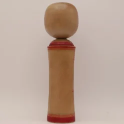 Kokeshi nr. 910