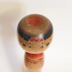 Kokeshi nr. 765