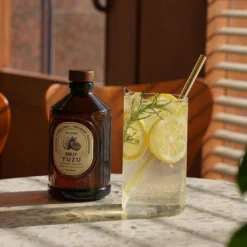 Økologisk yuzusirup