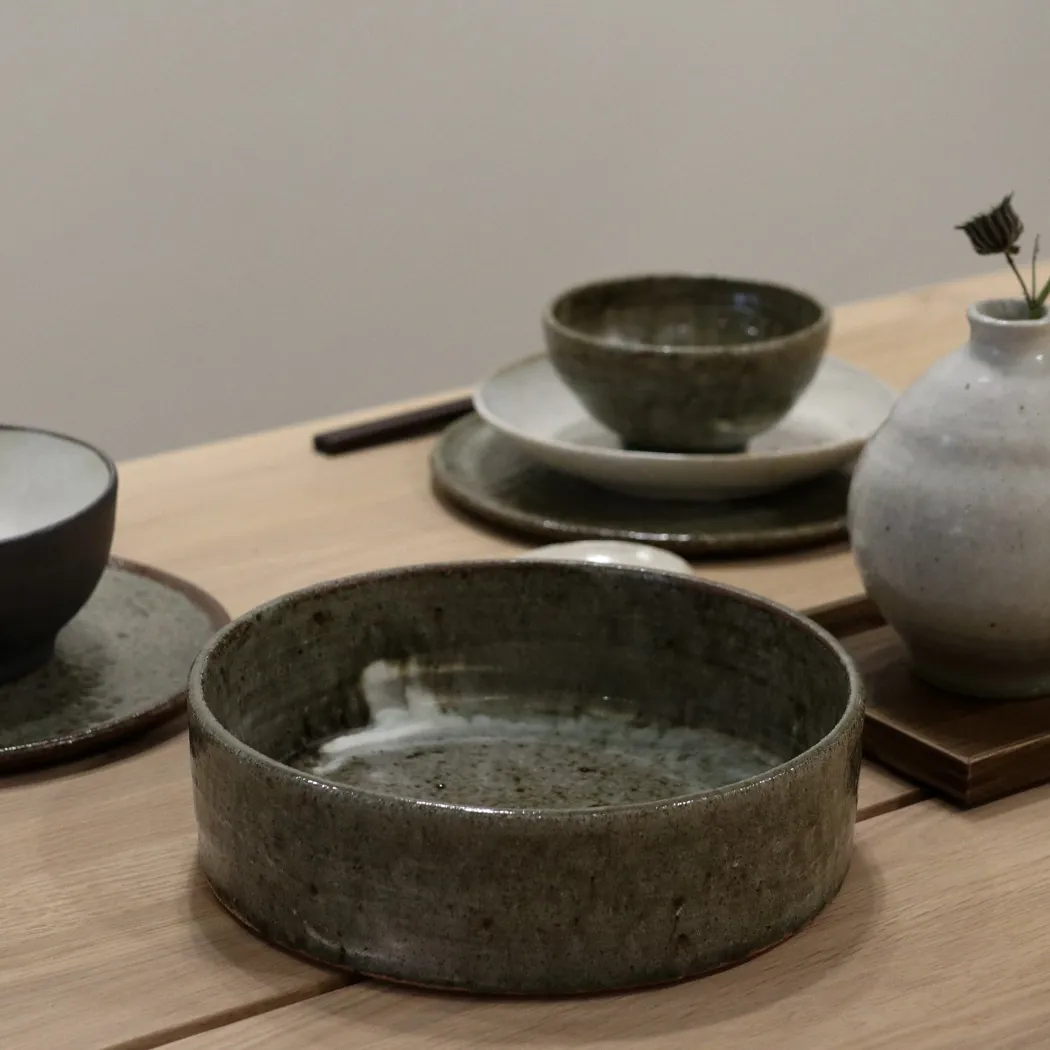 Kōyō fad med grøn glasur