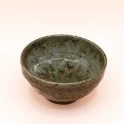 Kōyō skål med grøn glasur
