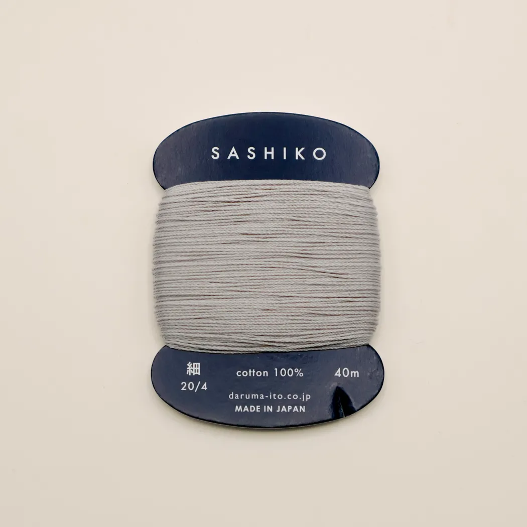 Sashiko tråd fra Daruma - Grå / 217