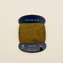 Sashiko tråd fra Daruma - Oliven grøn / 228