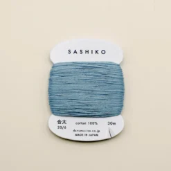 Sashiko tråd fra Daruma - Støvet lyseblå / 226