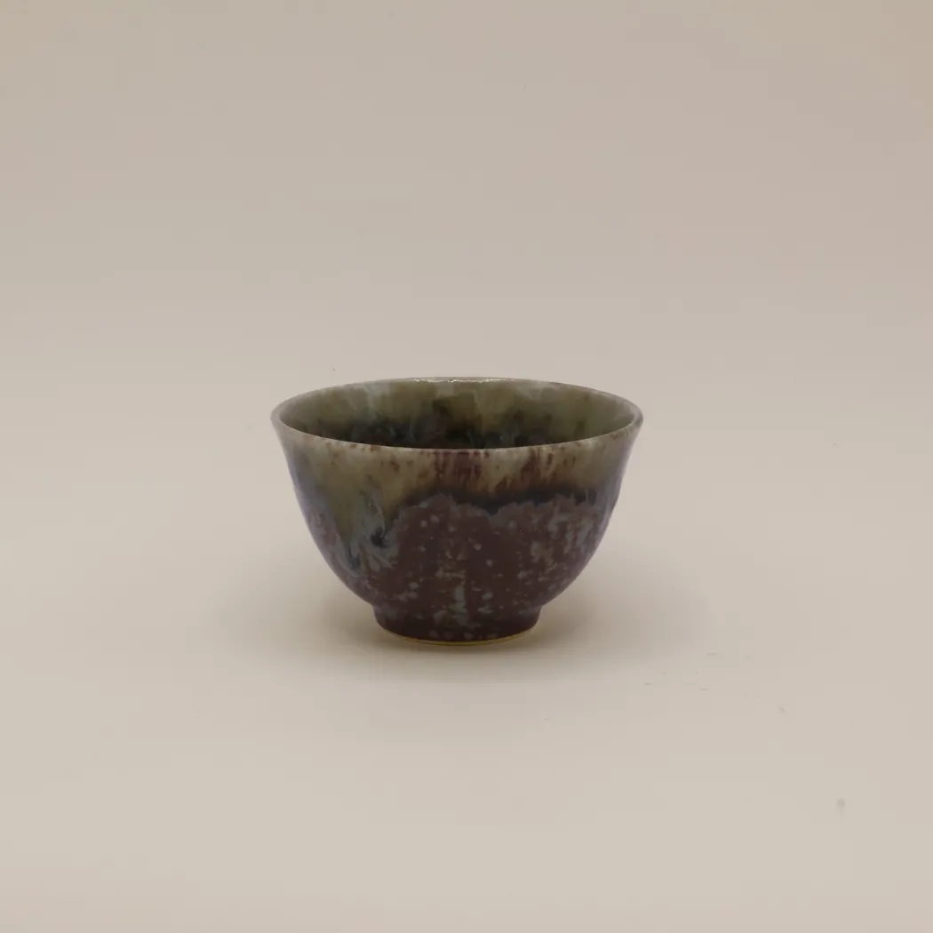 Sencha tekop med grøn og brun glasur