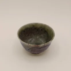 Sencha tekop med grøn og brun glasur