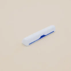Spisepindeholder - Hvid med blå detaljer