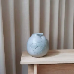 UME Vase