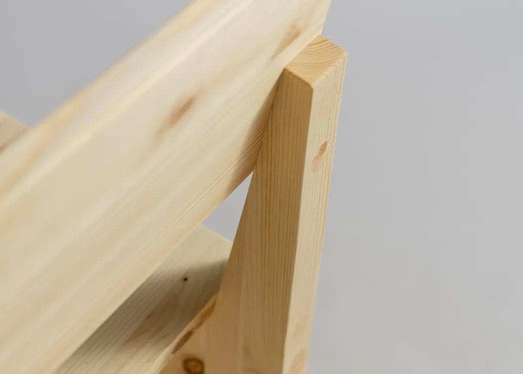Vaarnii - 001 Dining Chair