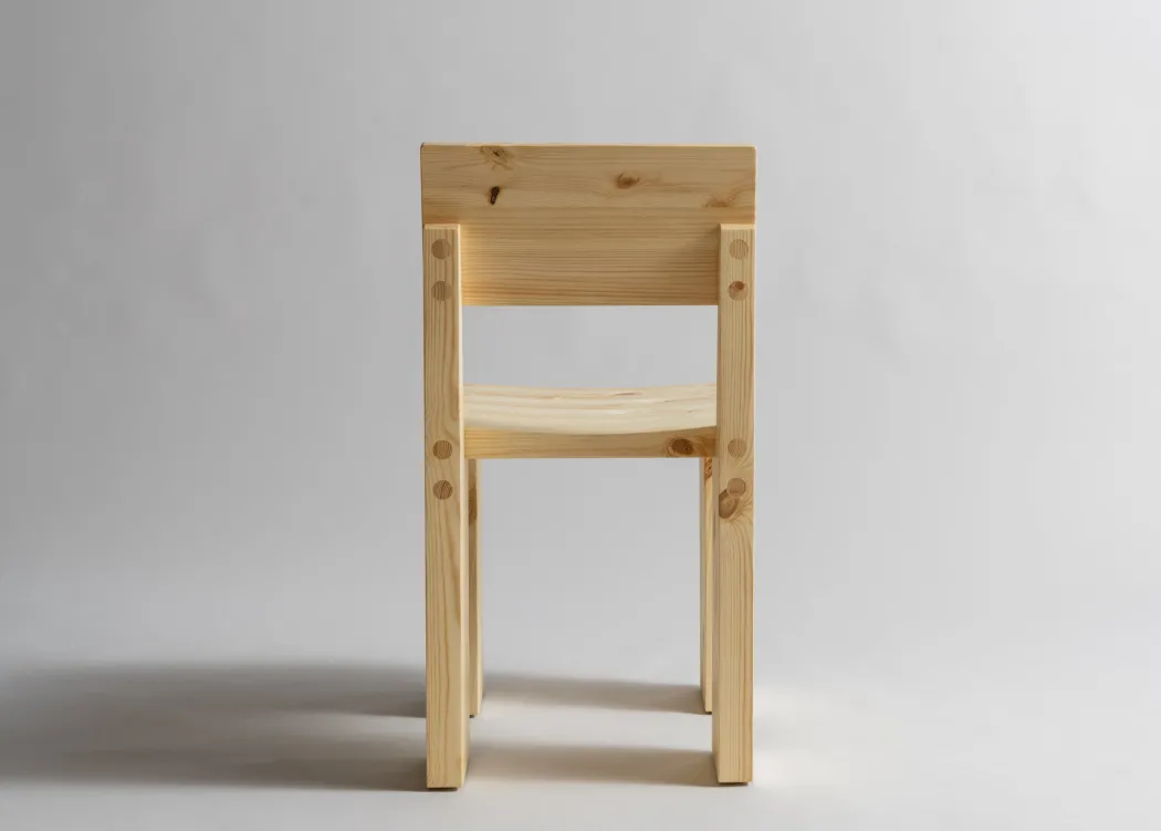 Vaarnii - 001 Dining Chair