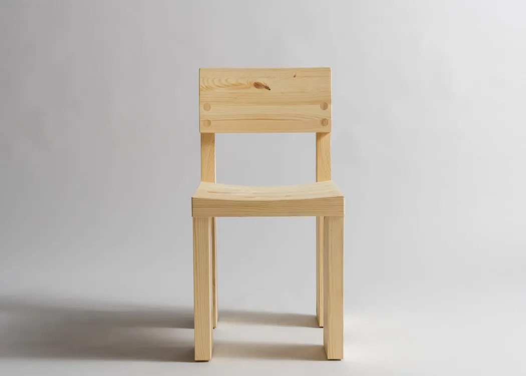 Vaarnii - 001 Dining Chair