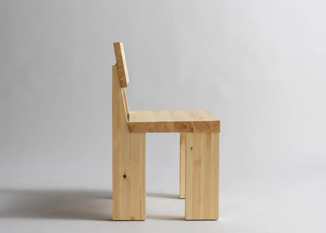 Vaarnii - 001 Dining Chair