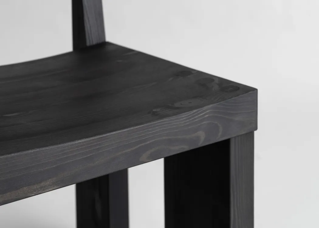 Vaarnii - 001 Dining Chair Black