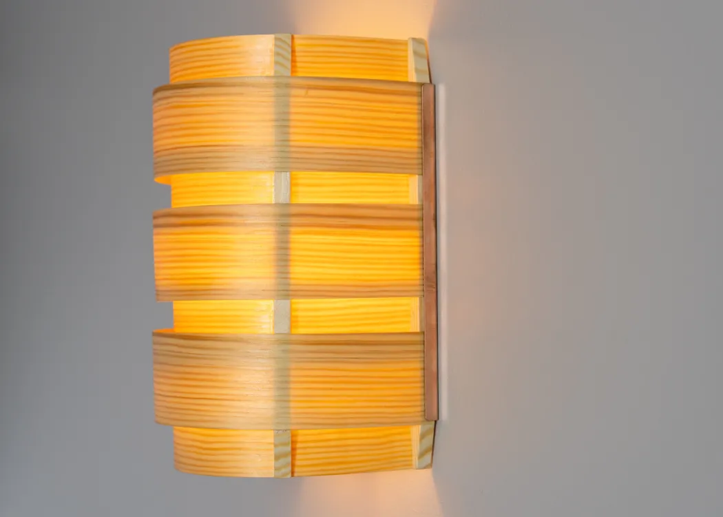 Vaarnii - 1004 Hans Wall Light