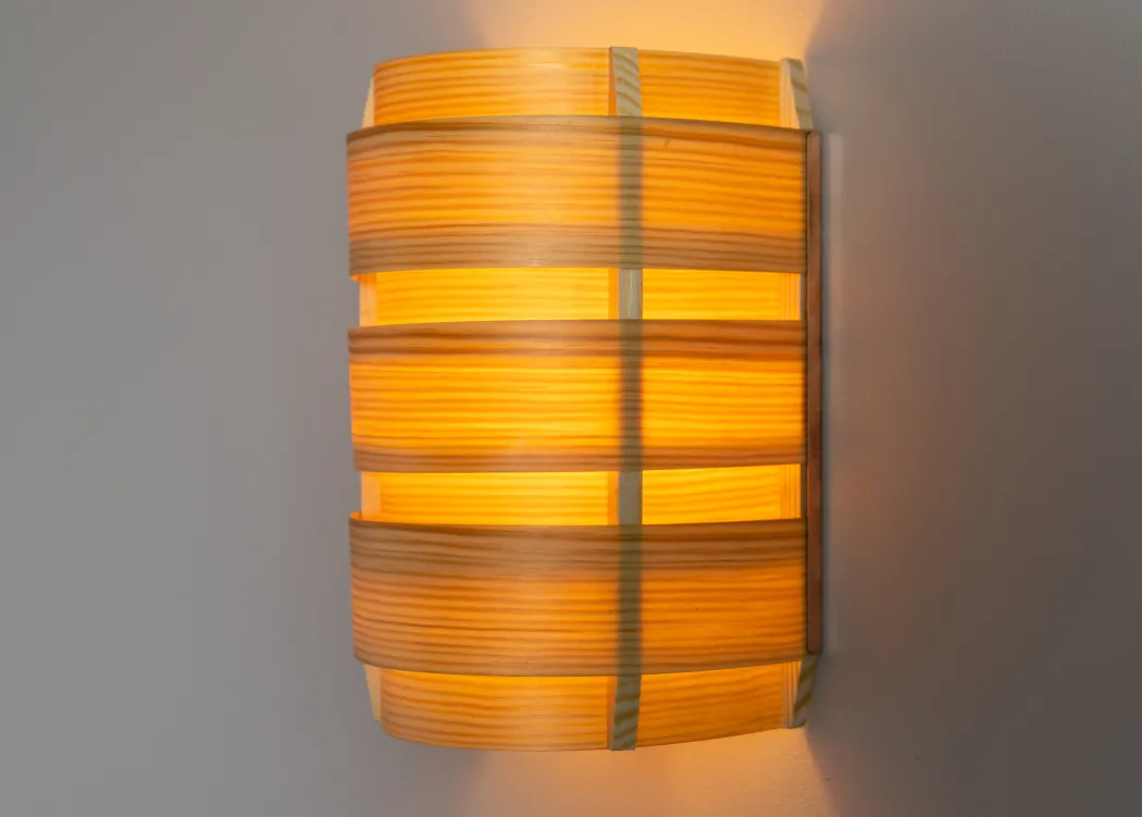 Vaarnii - 1004 Hans Wall Light
