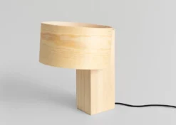Vaarnii - 018 Hoop stor bordlampe
