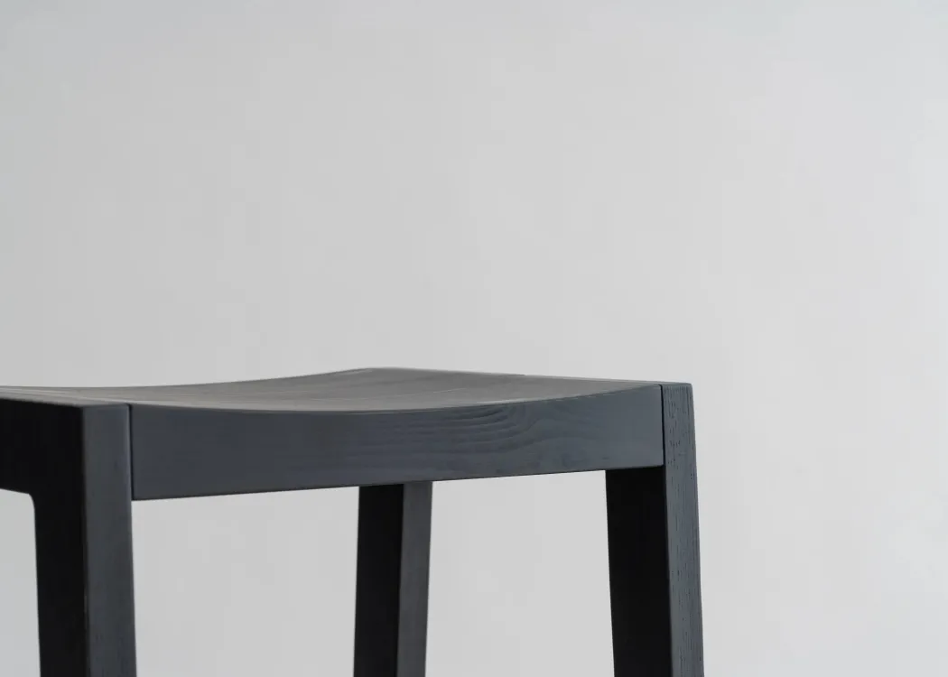Vaarnii - 016 Maasto Bar Stool Black