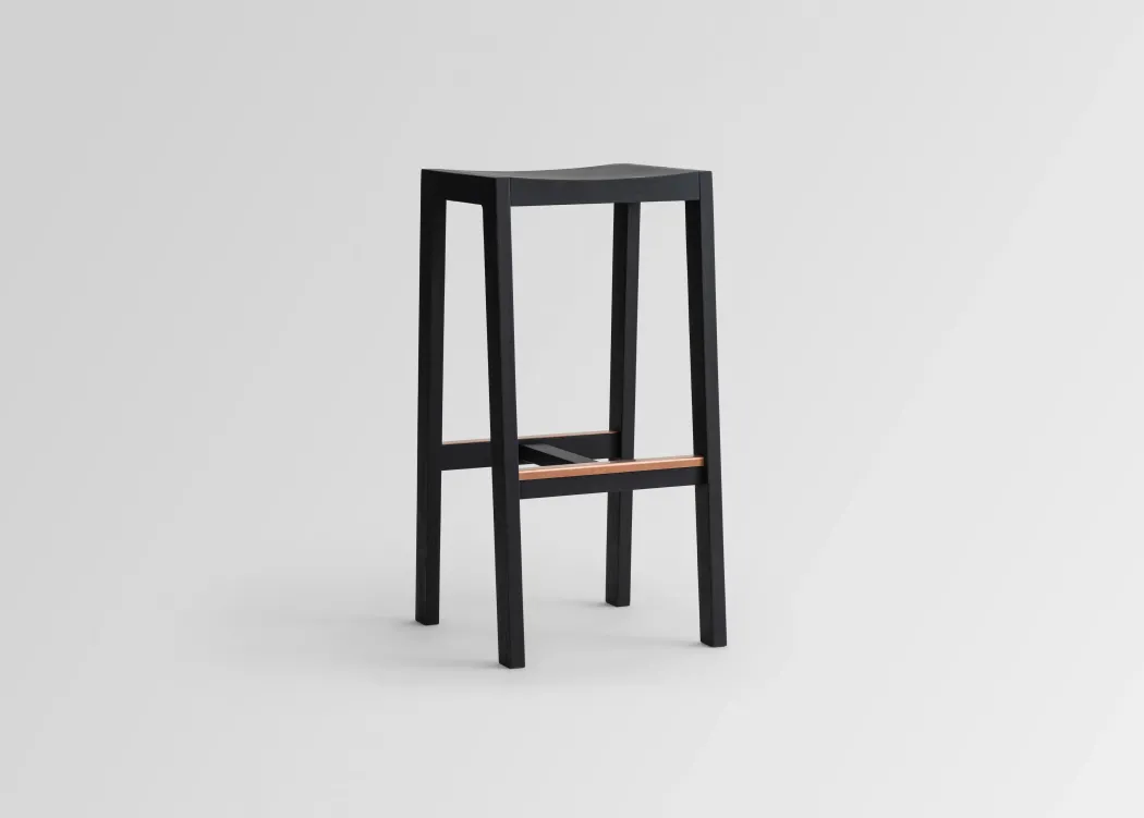 Vaarnii - 016 Maasto Bar Stool Black