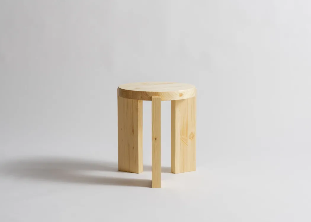 Vaarnii - 001 Stool